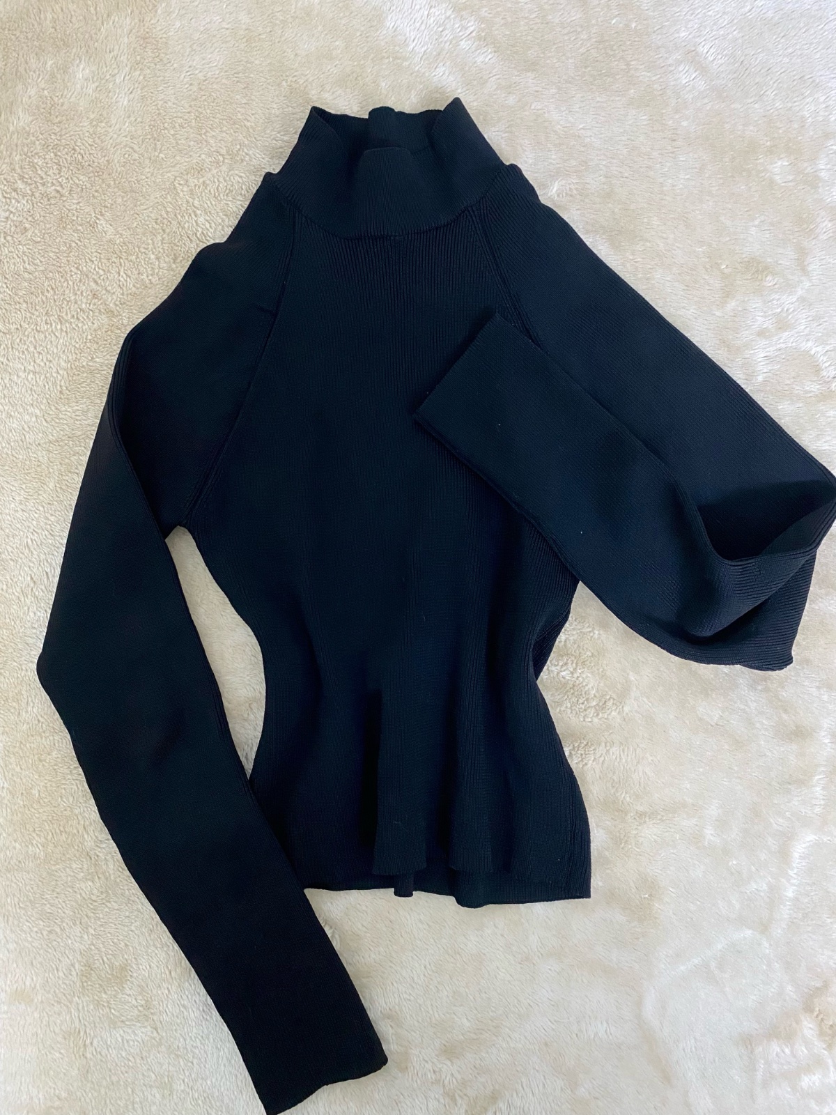 Pull noir