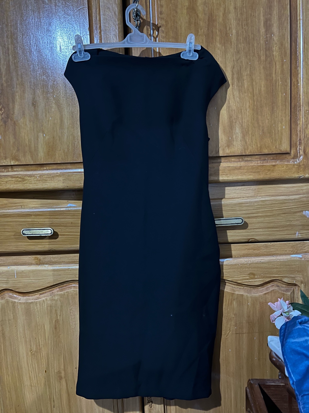 Une robe de la marque zara ORIGINAL ajusté pour femme 
