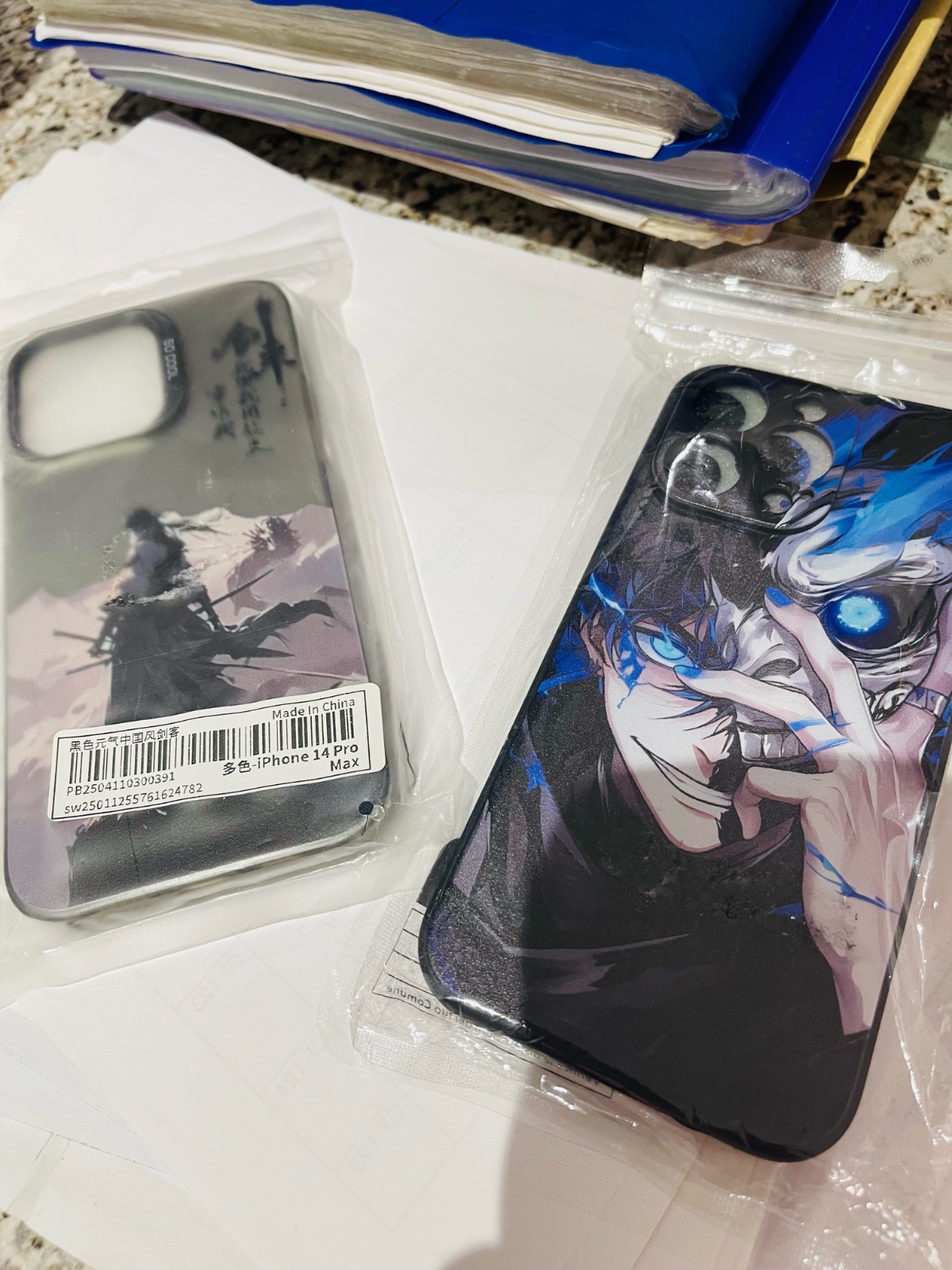 Cache Iphone 14 Pro Max design Anime