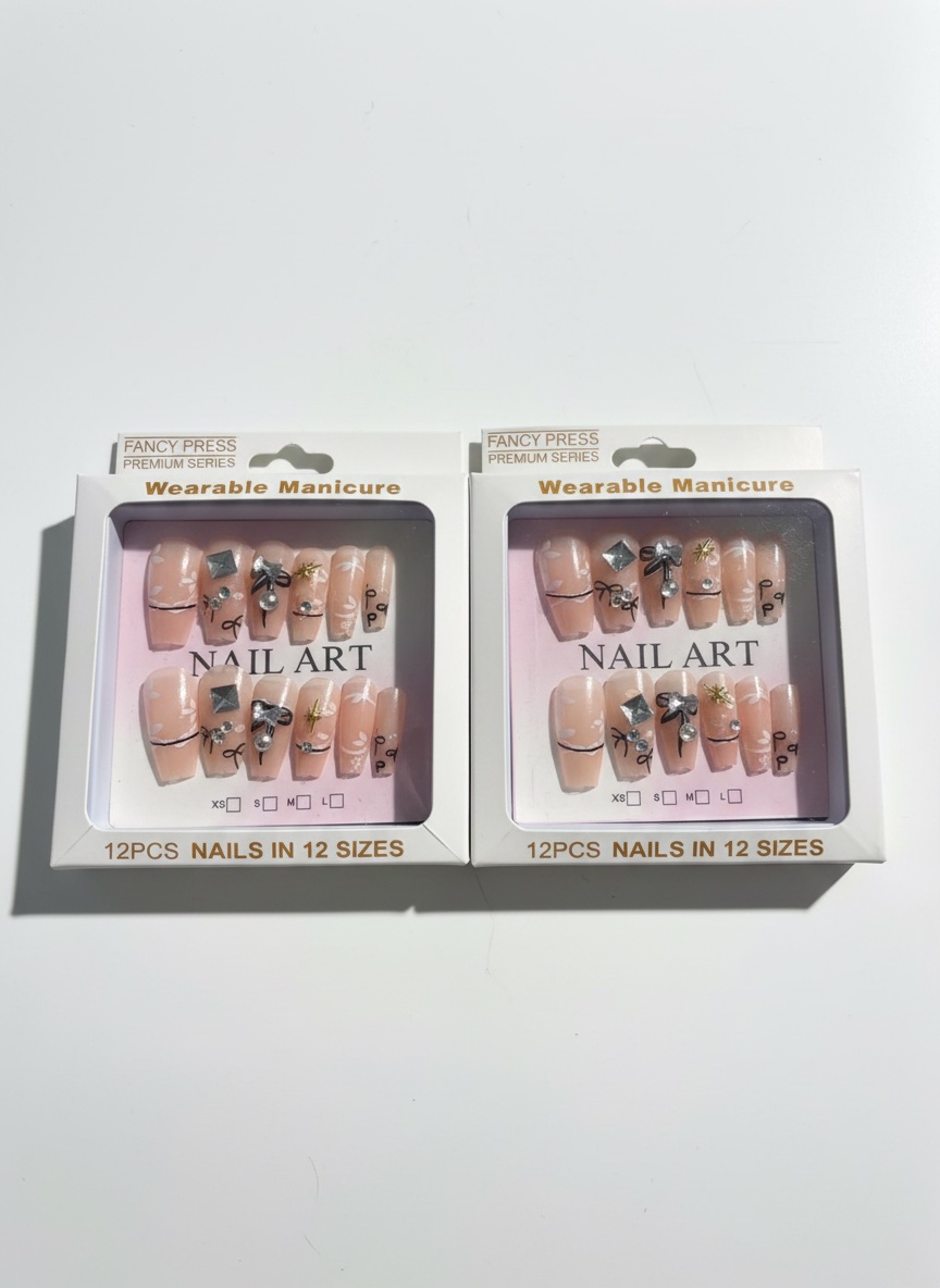 Press on nails - faux ongles