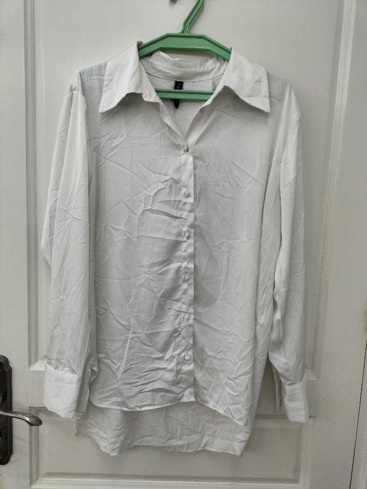 Chemise satinée