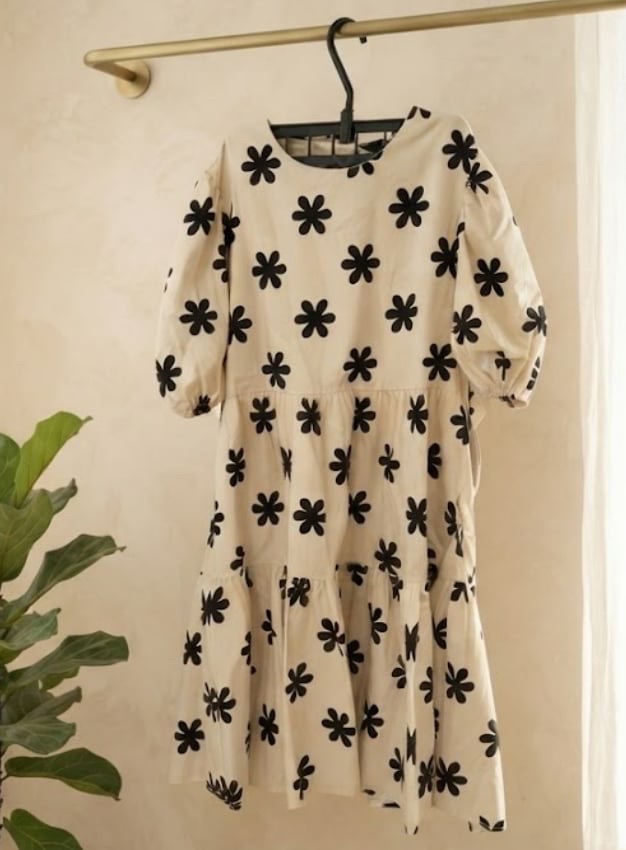 Robe courte fleurie 