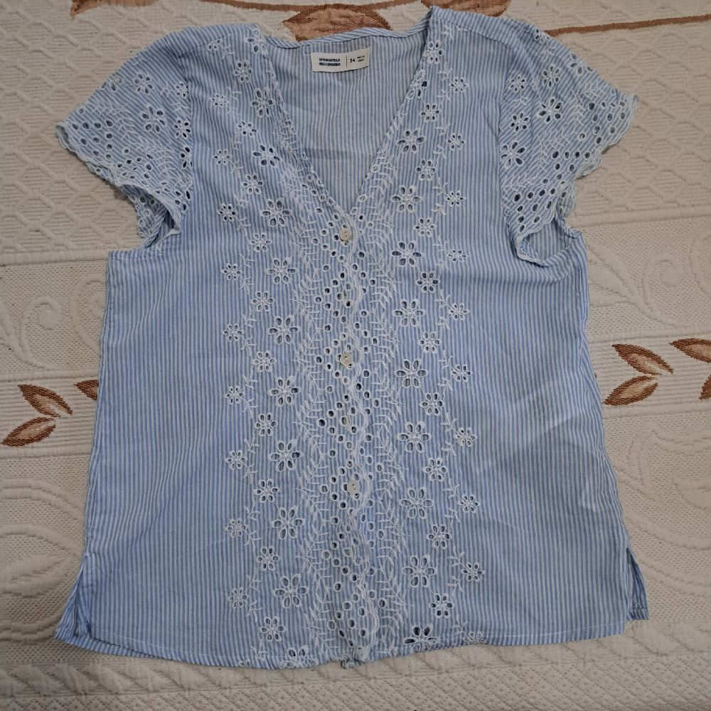 Chemise