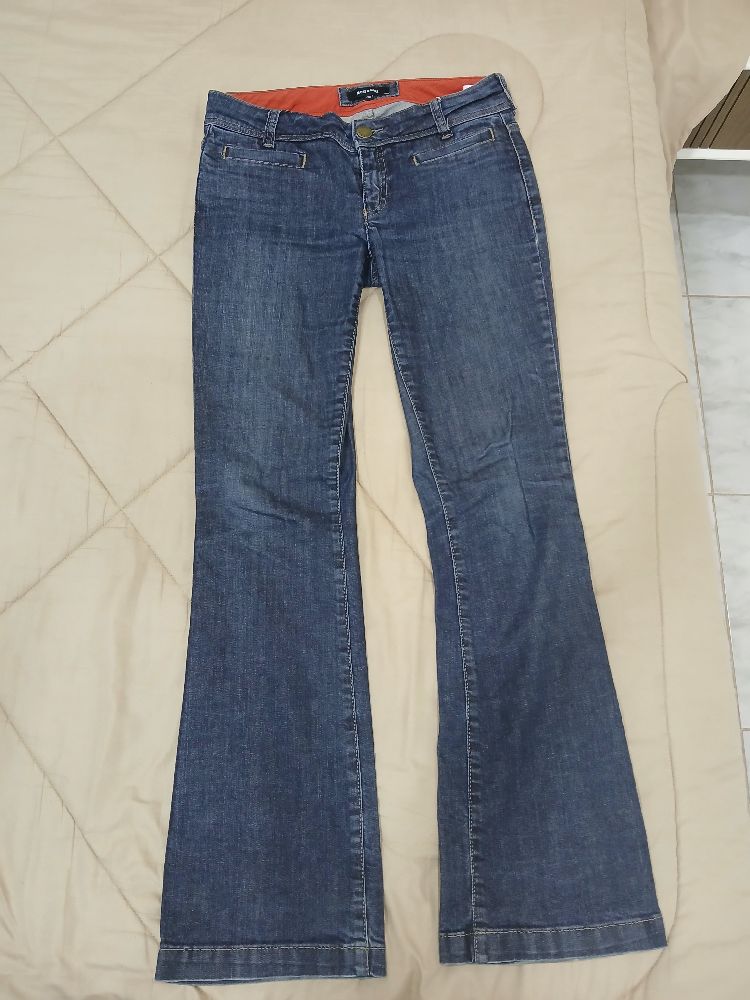 Flared jeans