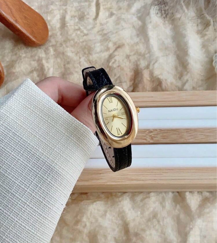 Montre noir femme
