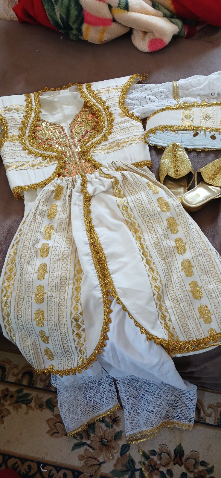 Ensemble traditionnel fille 