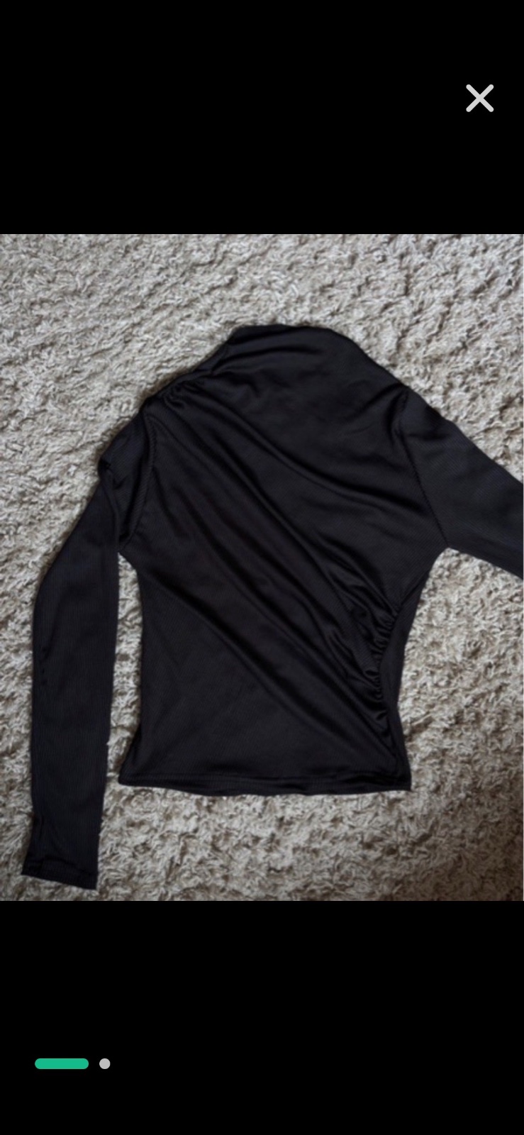 Pull noir