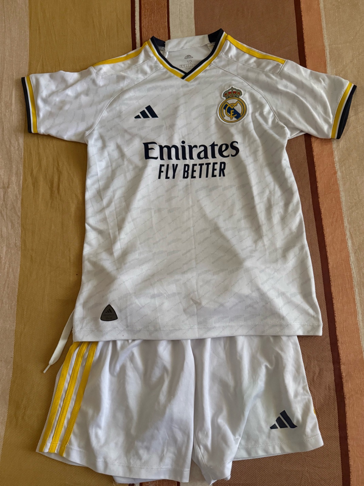 Tenue real mardid adidas