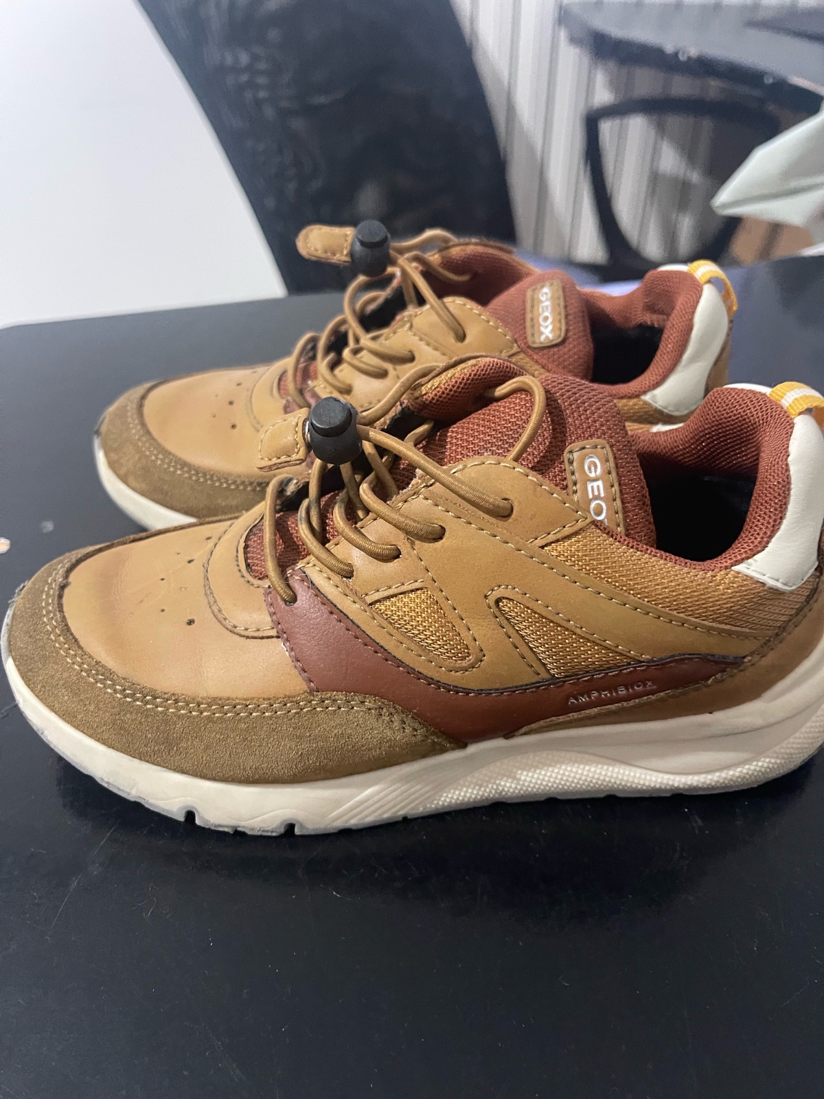 Des chaussures geox 
