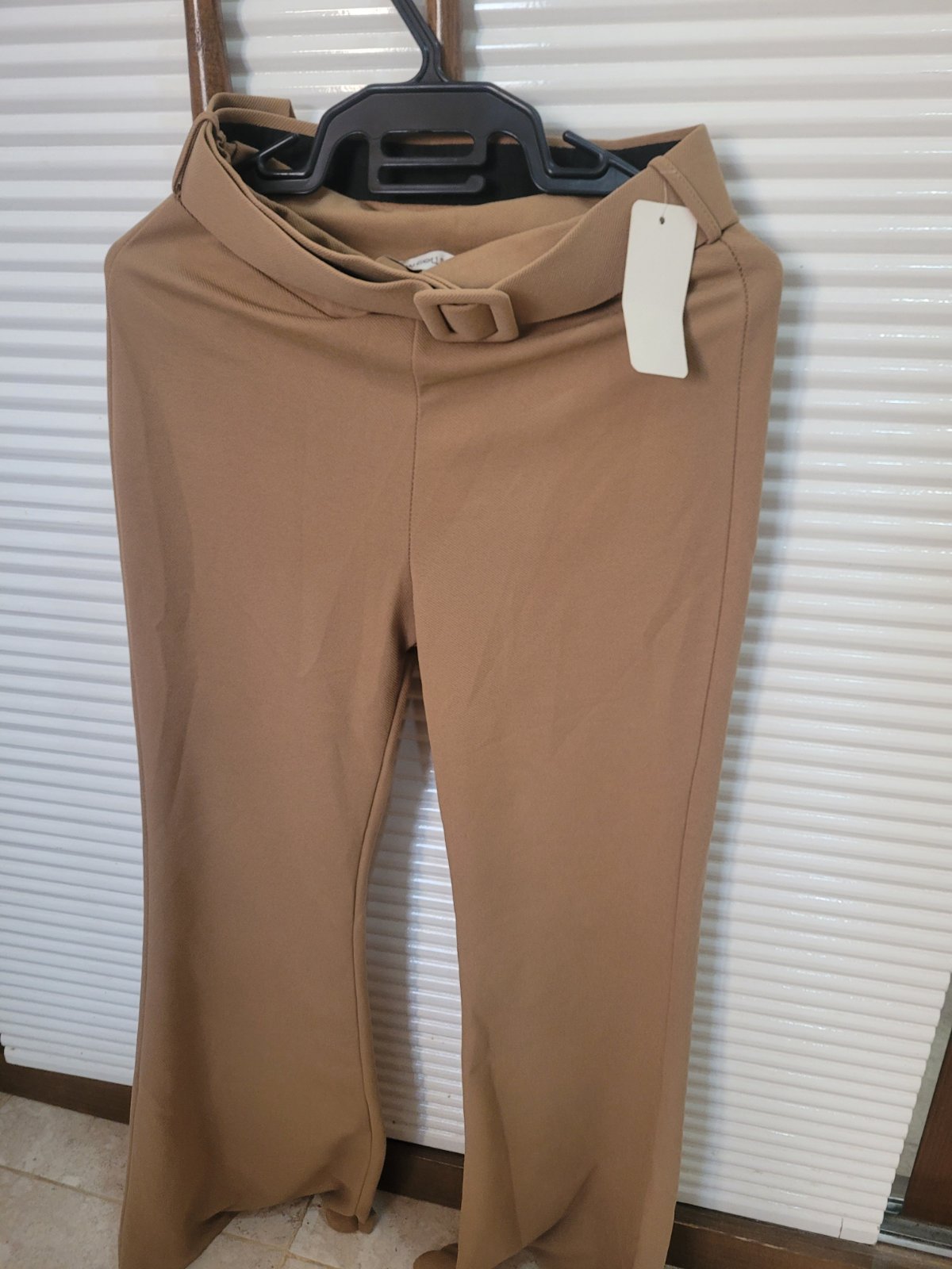 Pantalon beige foncé 