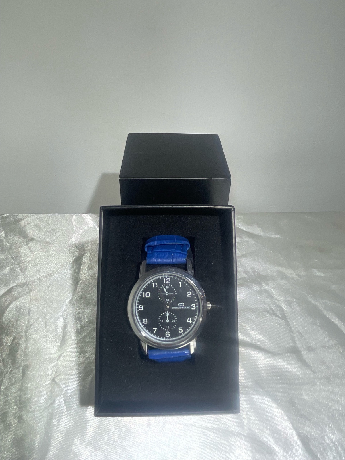 Giorgio & Dario Men’s Watch Blue Strap With Box