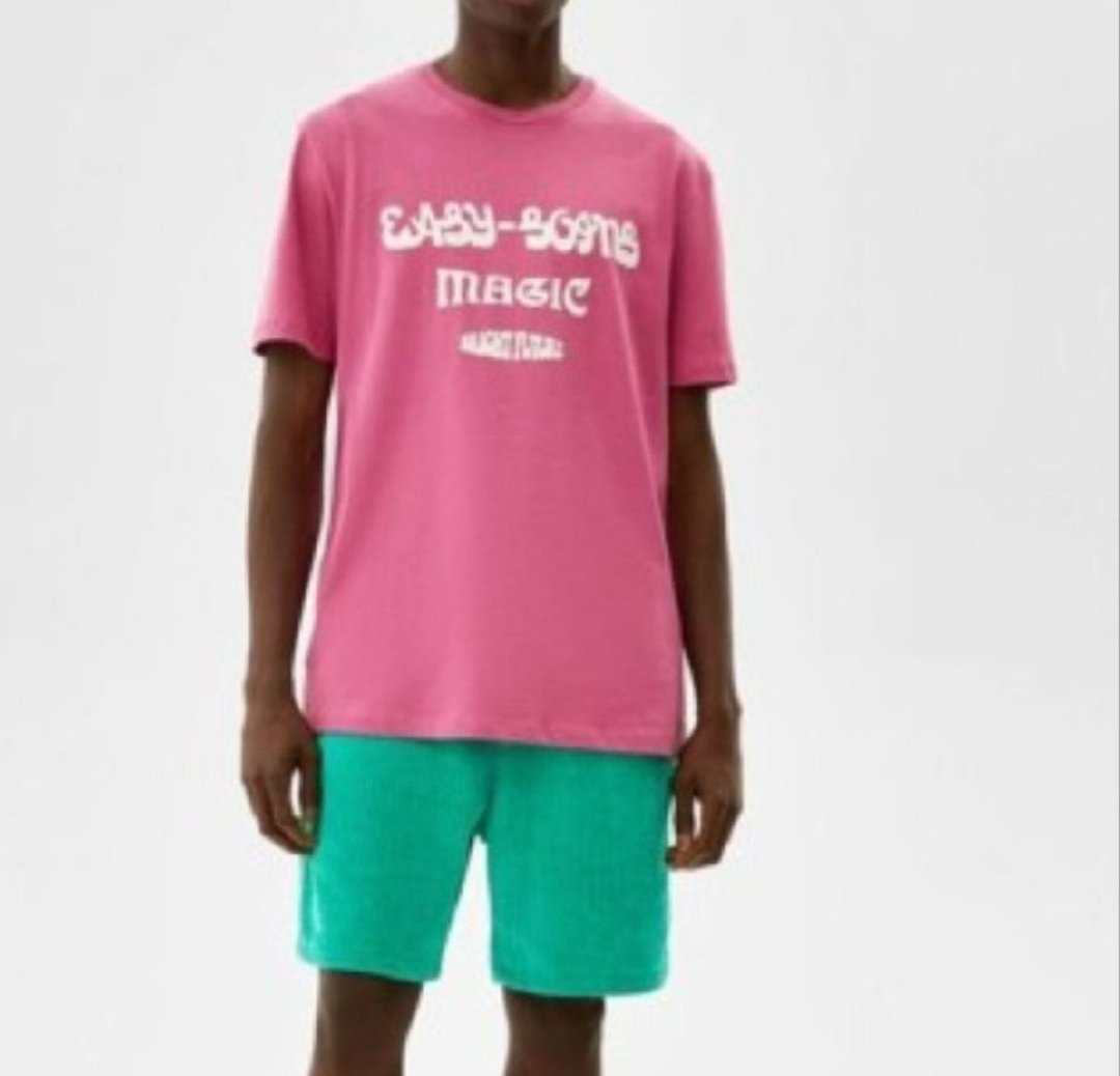 T-shirt unisexe taille 38/40 état neuf Bershka 