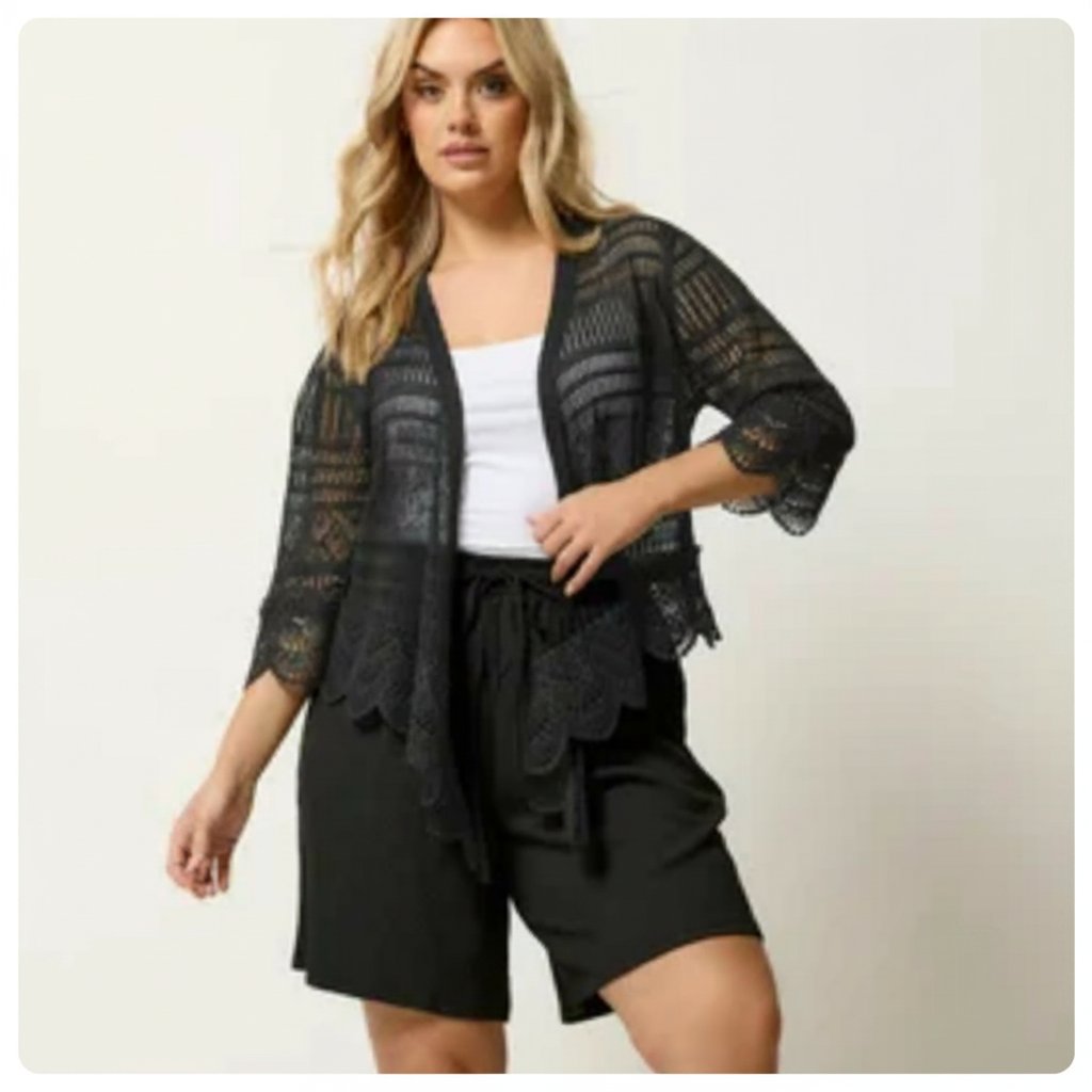 Gilet en dentelle taille 38/40 de la marque Preview