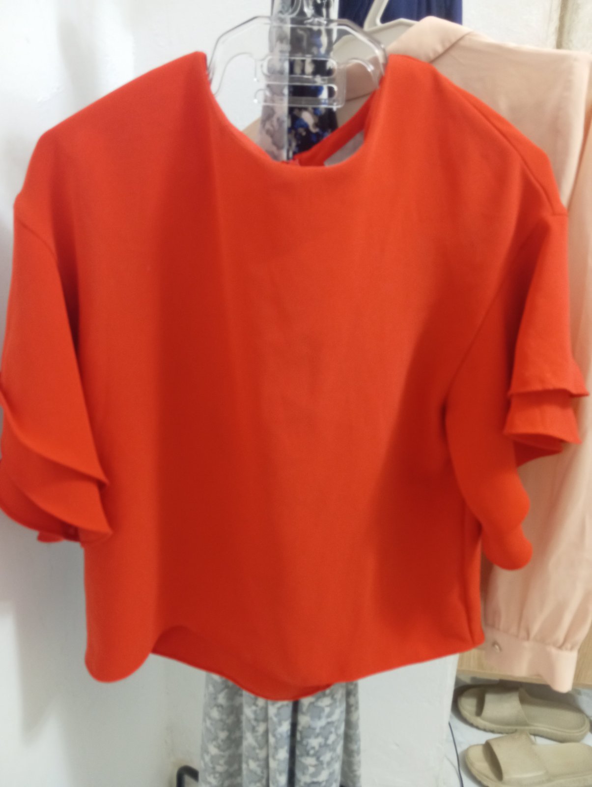 Chemise rouge tomate