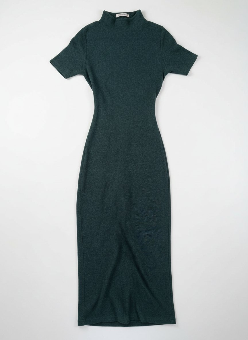 Robe pull&bear ajusté coleur 💚 taille 38