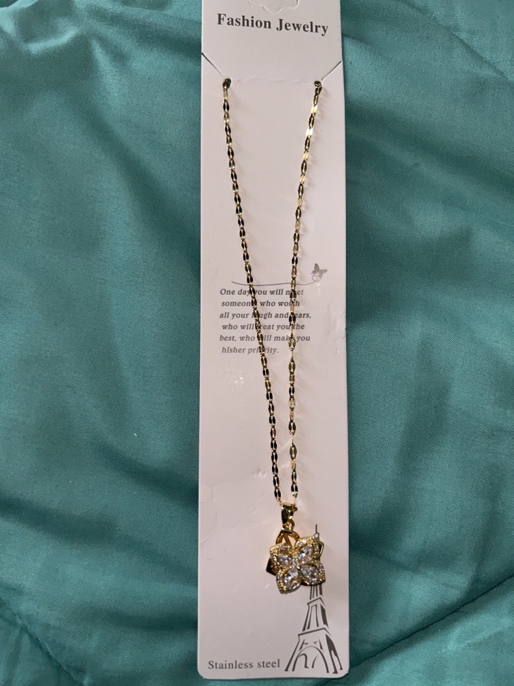 Collier Stainless Steel 