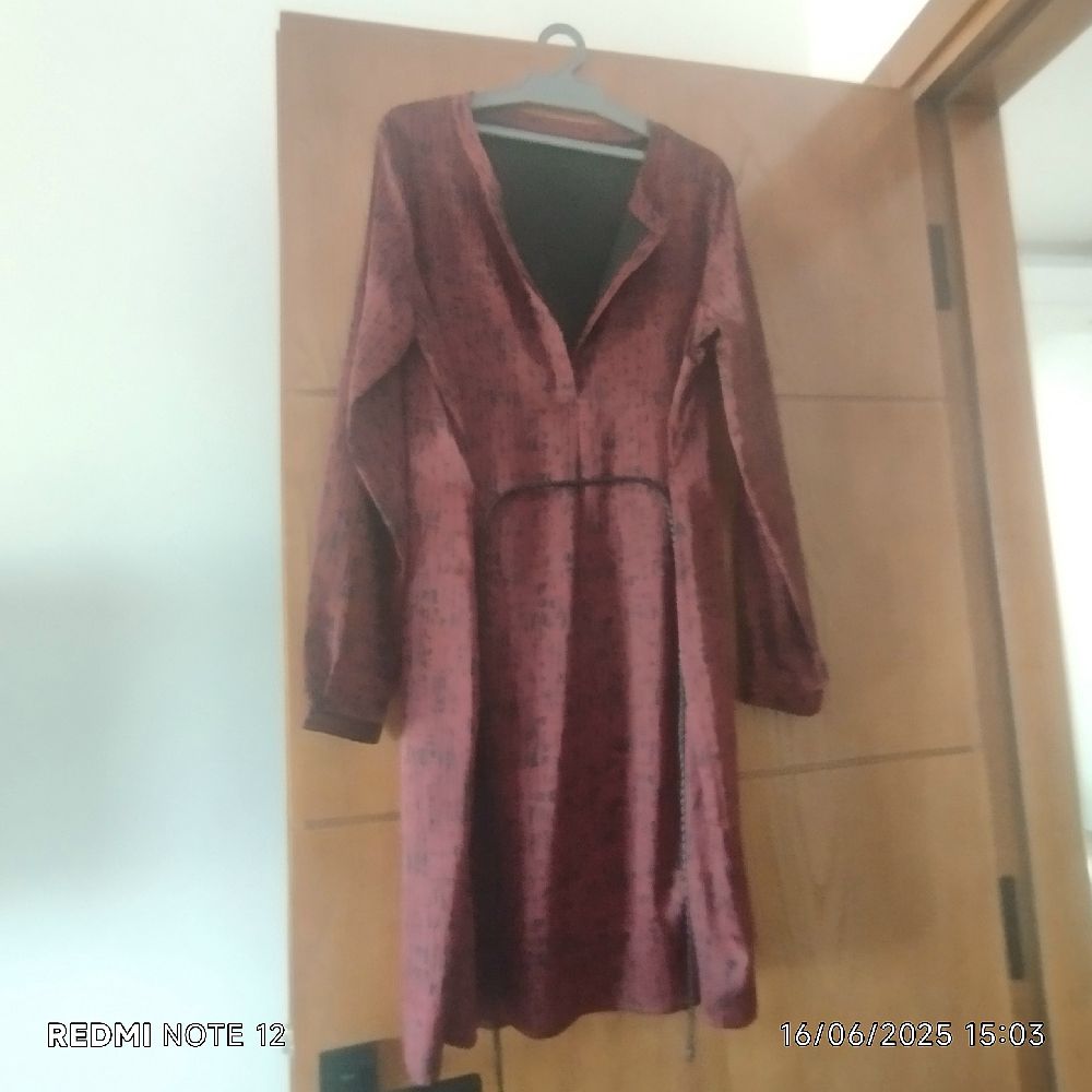 Robe bordeaux imprimée tissus berid