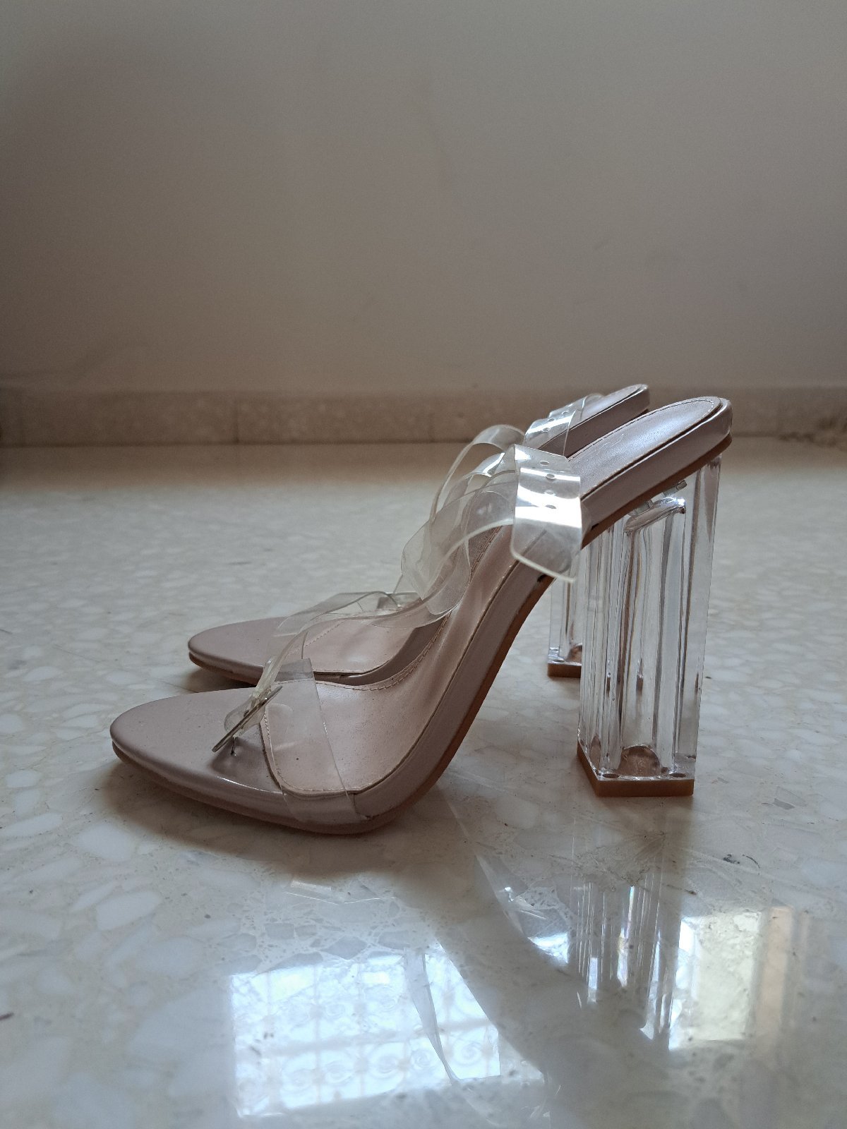 Sandales à talon