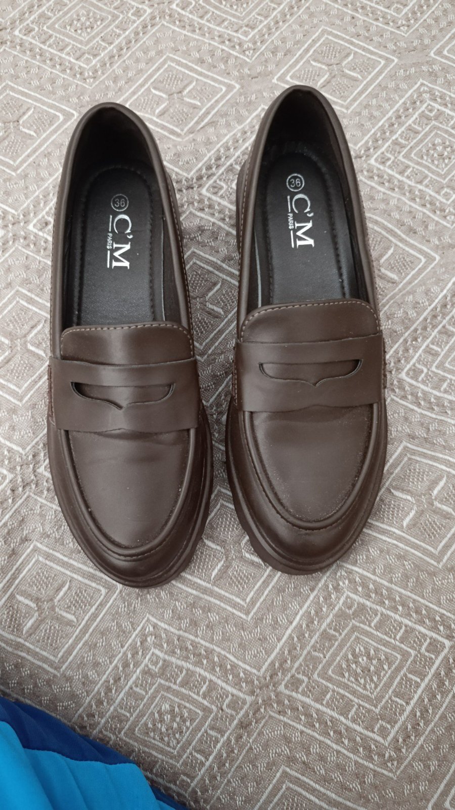 Derbies marron jamais porté 
