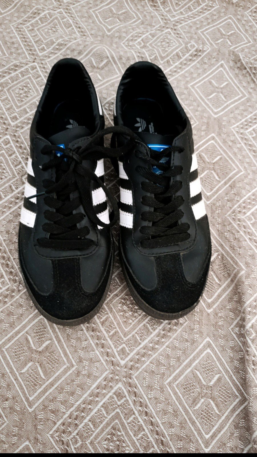 Baskets noir 