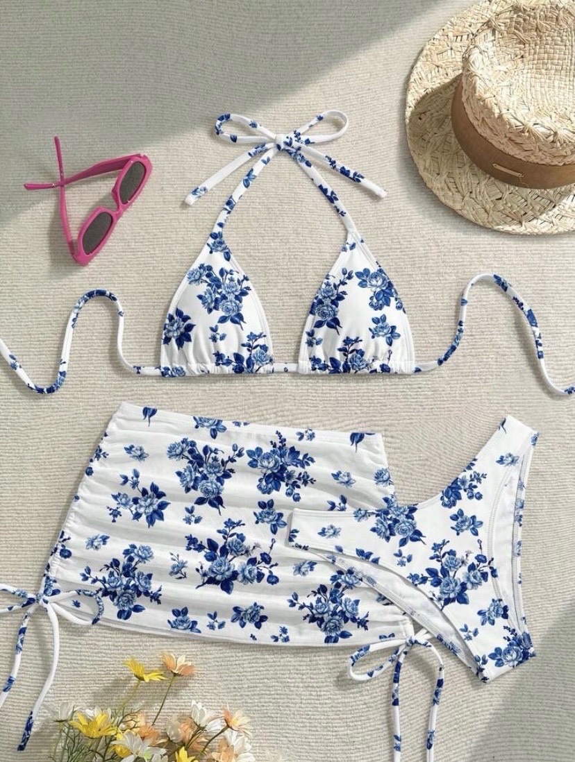 Maillot de bain 2 pièces fleuri bleu et blanc