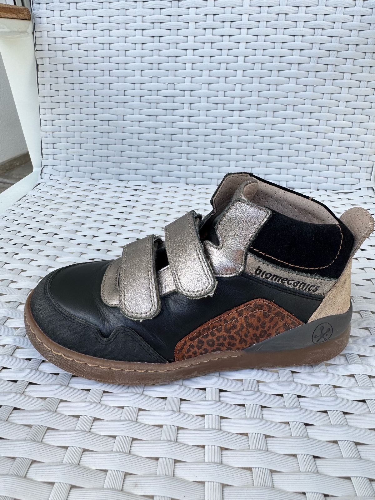 Bottines/ baskets biomecanics 