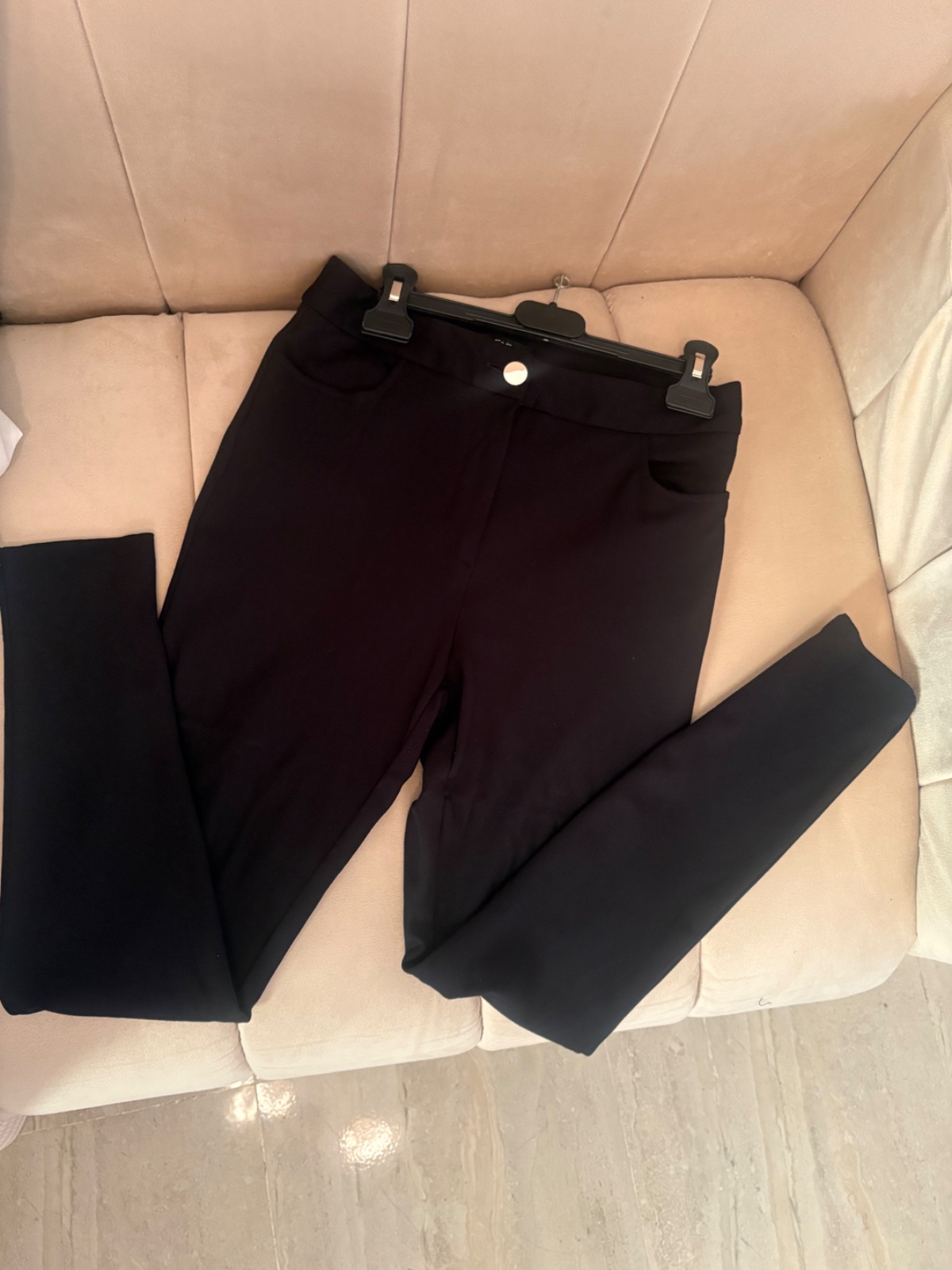 Pantalon leging noir pour femme de la marque F&F 🔥🔥taille 38