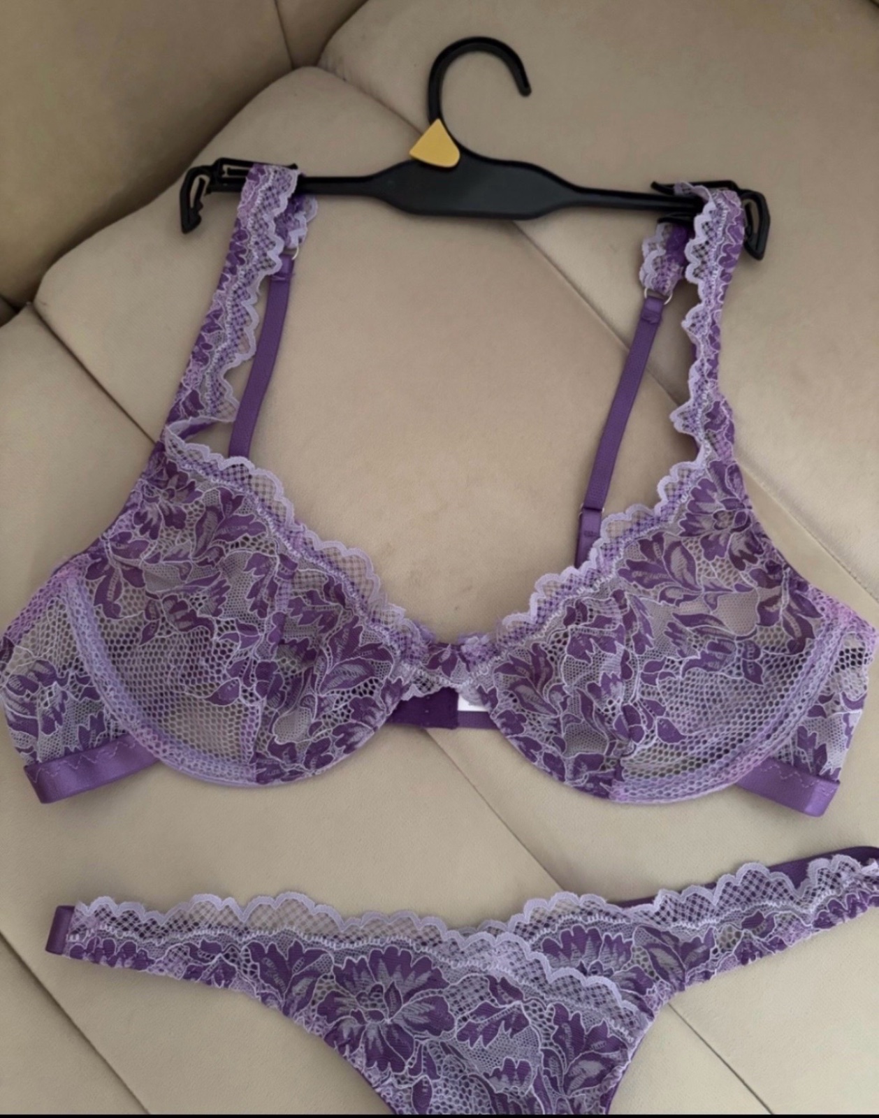 🔥🔥ensemble de lingerie violet🔥🔥 de la marque SHEIN🇫🇷🔥 est confectionné en dentelle florale délicate 