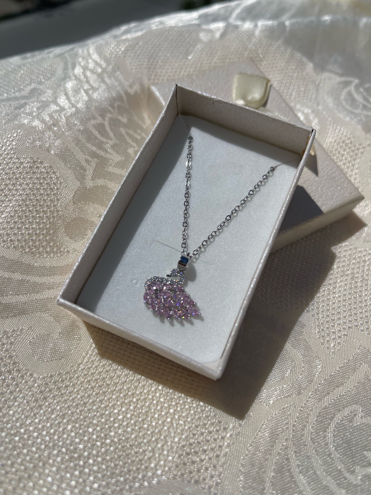Collier swan tendance 