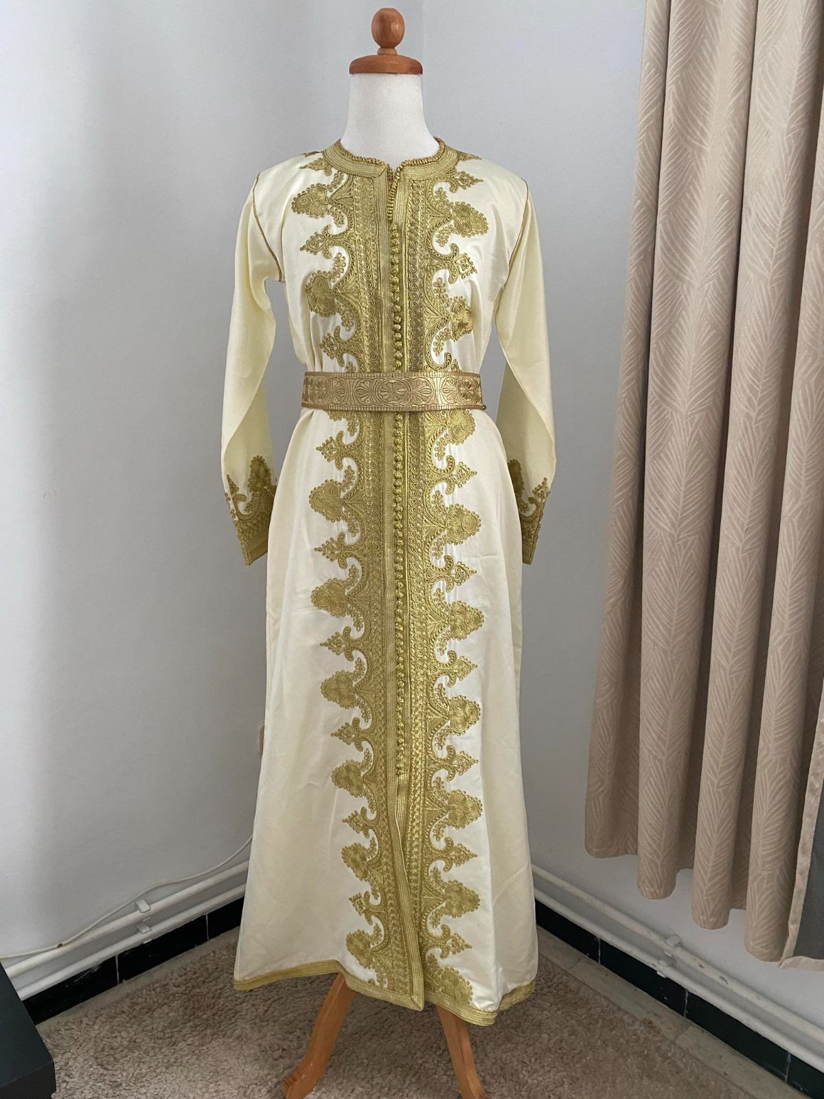 Beau caftan très bon état  