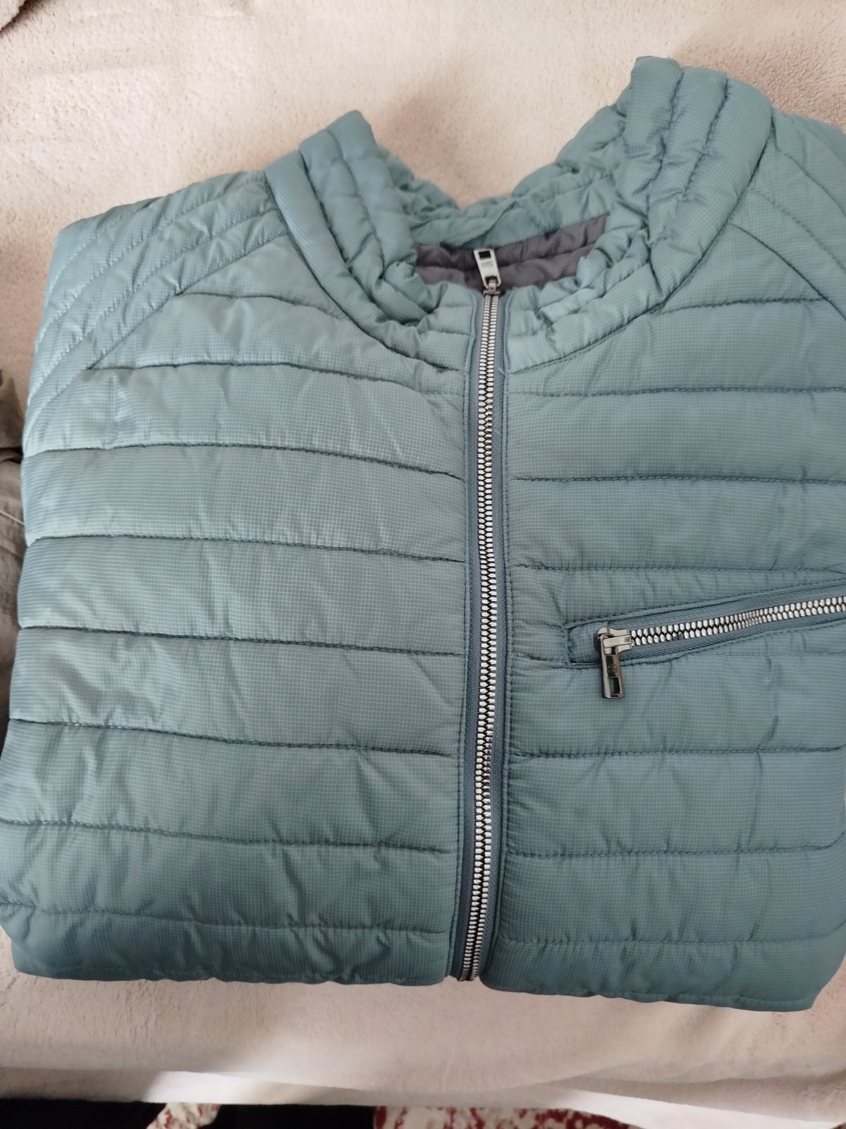 Très beau blouson matelassé 