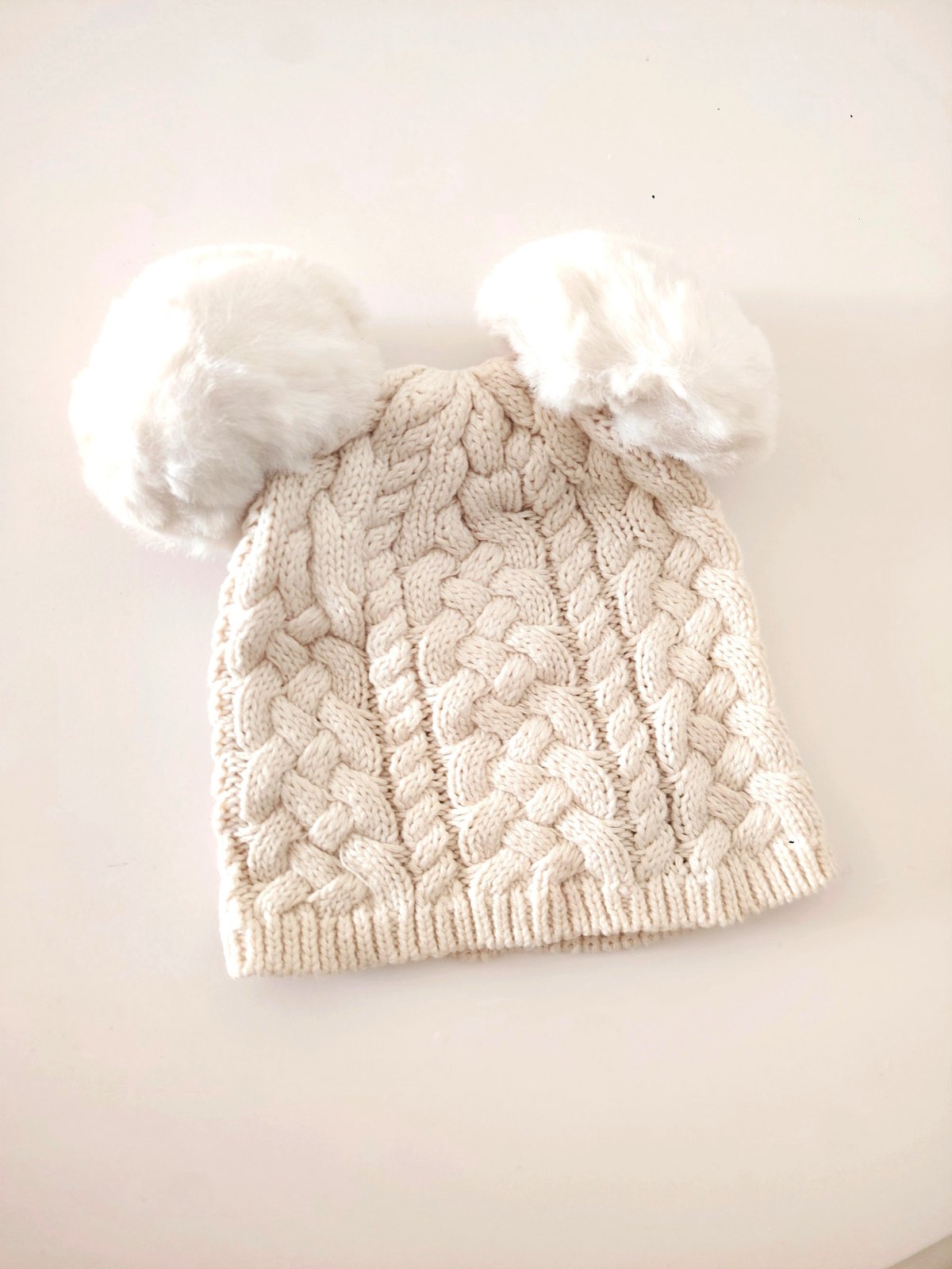 2 bonnets en laine 
