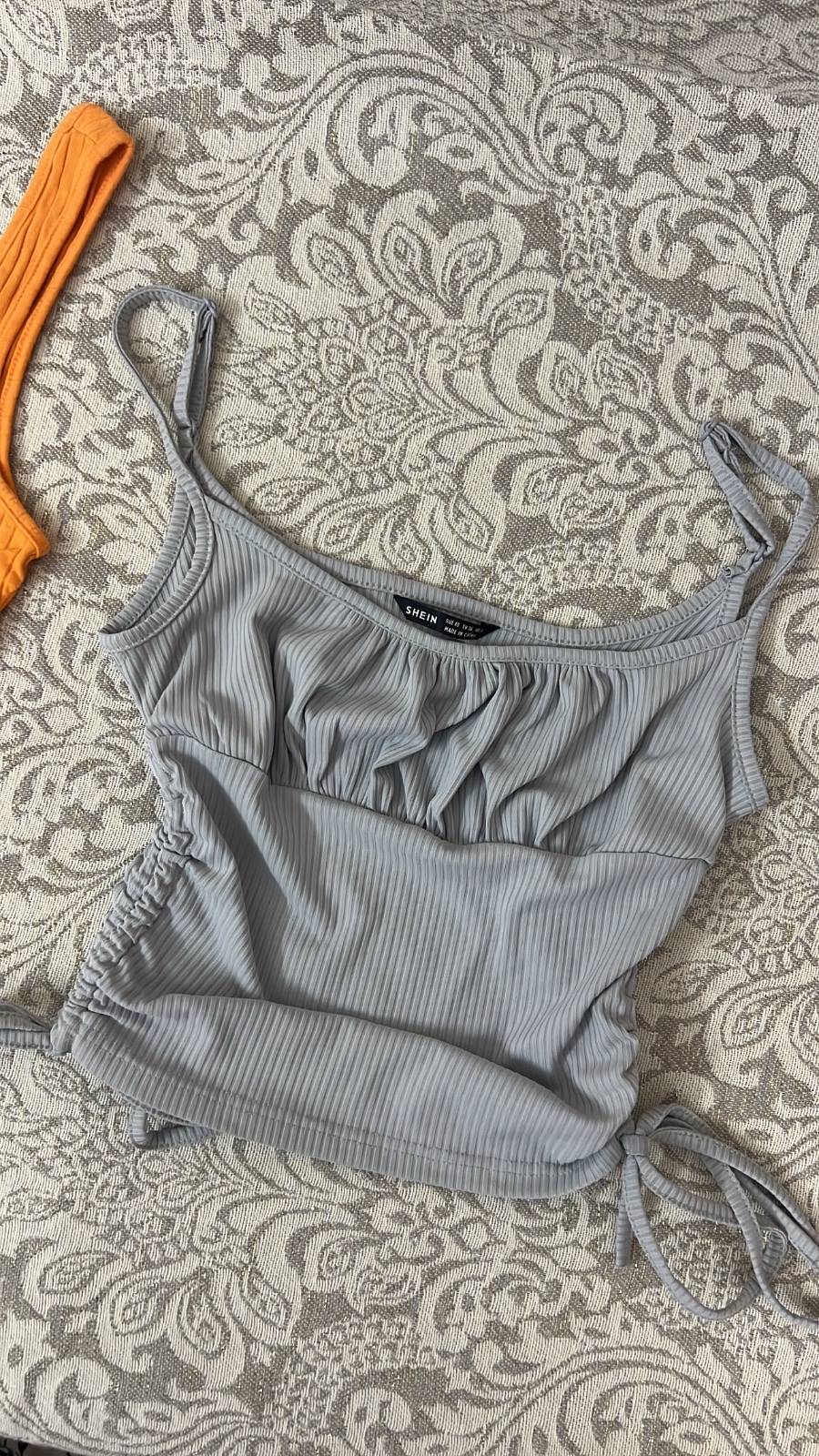 Crop top d été de shein à 5dt