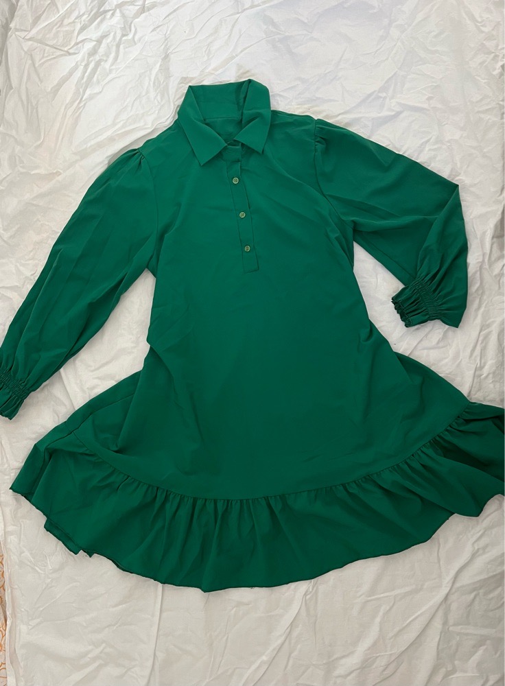 Robe vert taille L neuve sans etiquette 