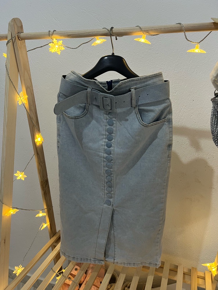 Jupe djean taille L porté une seule fois 