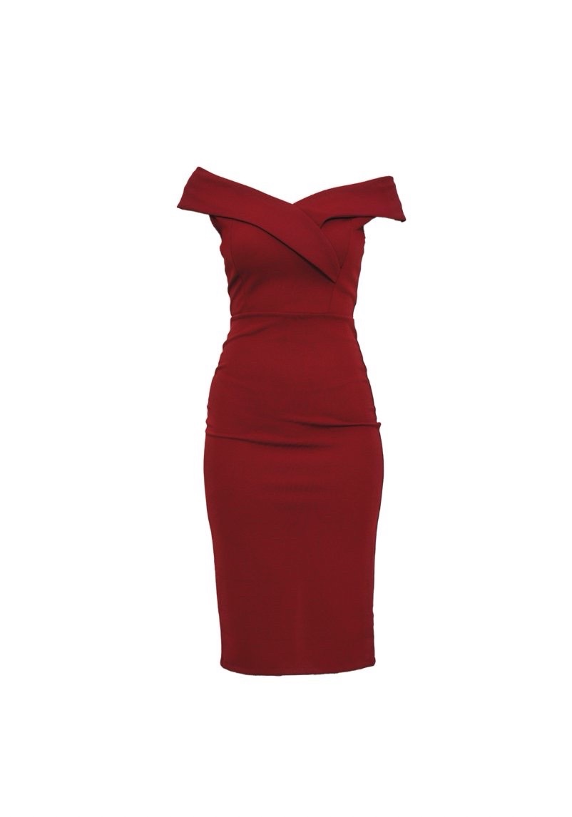 Robe rouge de la marque gossip importé avec une fente en avant taille s 