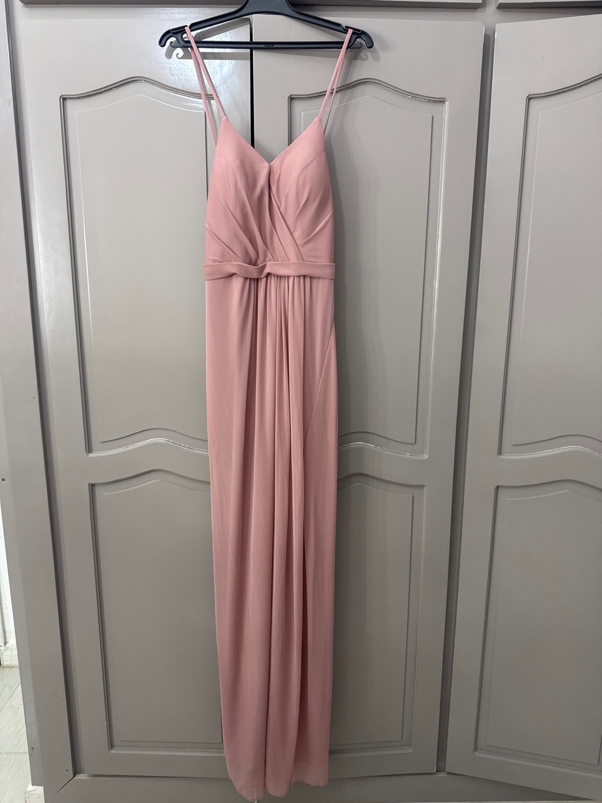Robe longue rose poudré