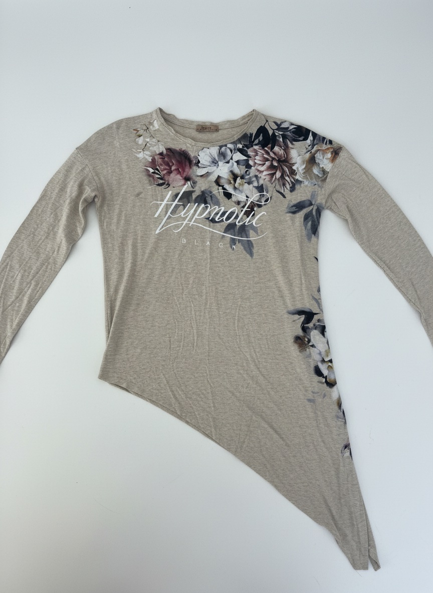Pull fleuri