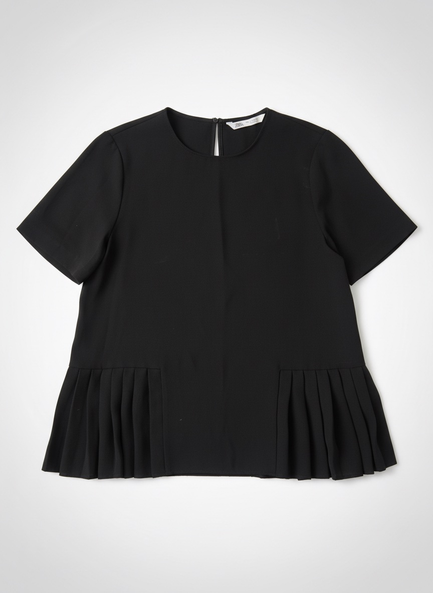Haut noir très chic