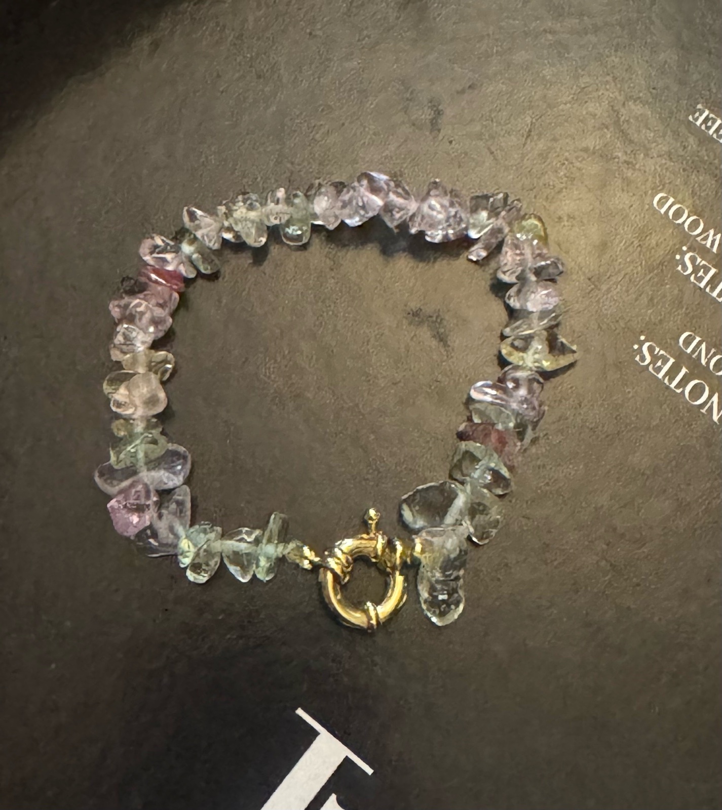 Bracelet 4 pierres precieuses