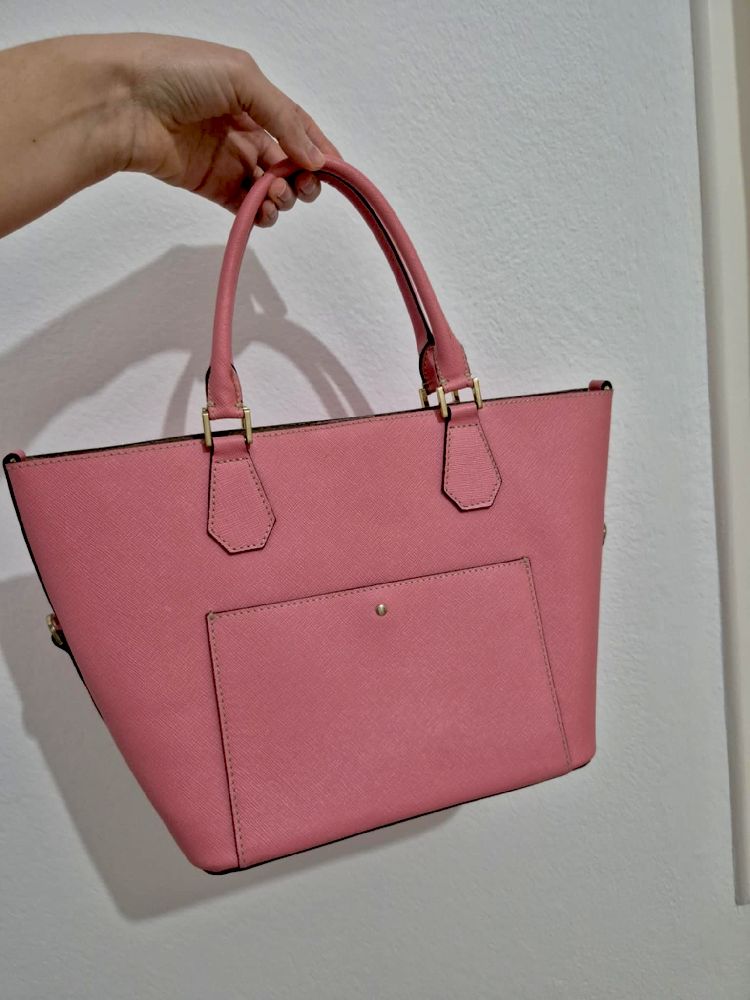 Je vide ce joli sac (dimensions :26cm /23cm)
