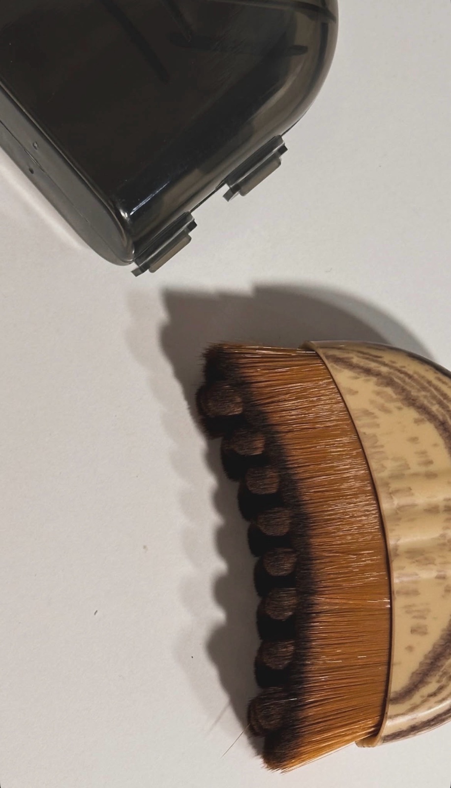 Brosse de visage limphatique