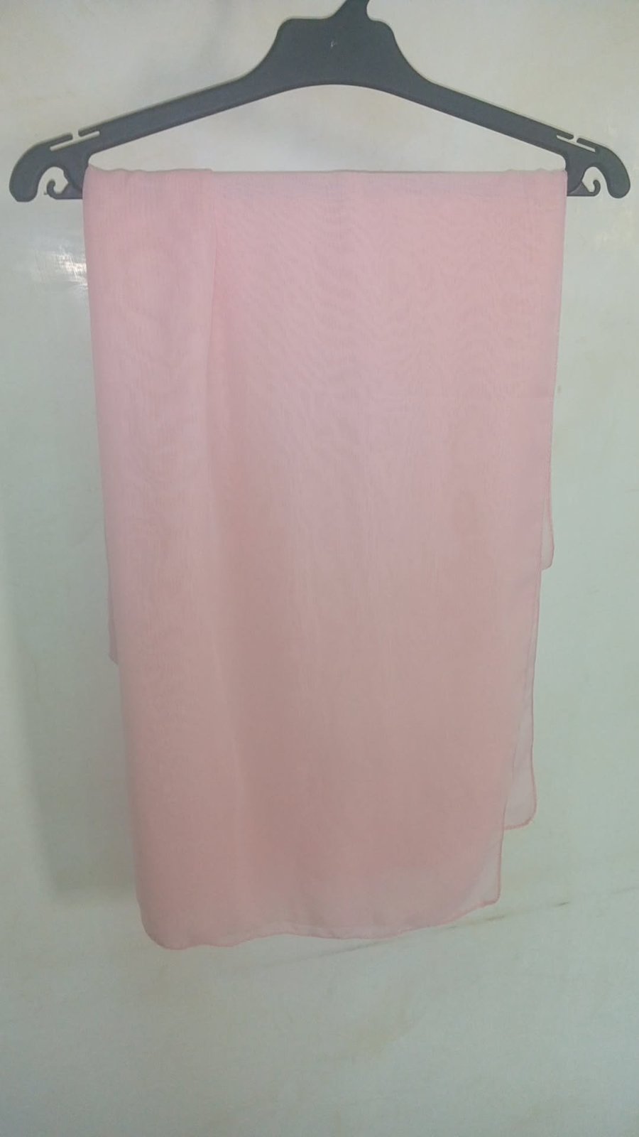 Foulard chiffon rose saumon 