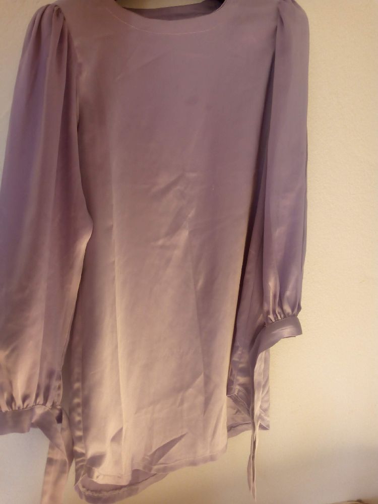 chemise voilet lilas  satinée taille s