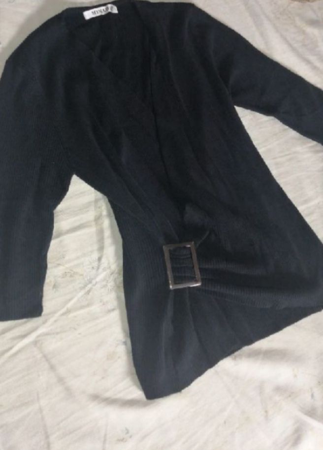 pull noir taille S