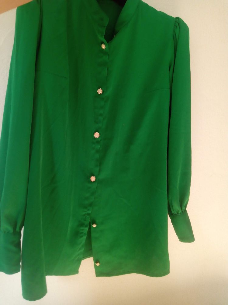 chemise vert taillr S et M