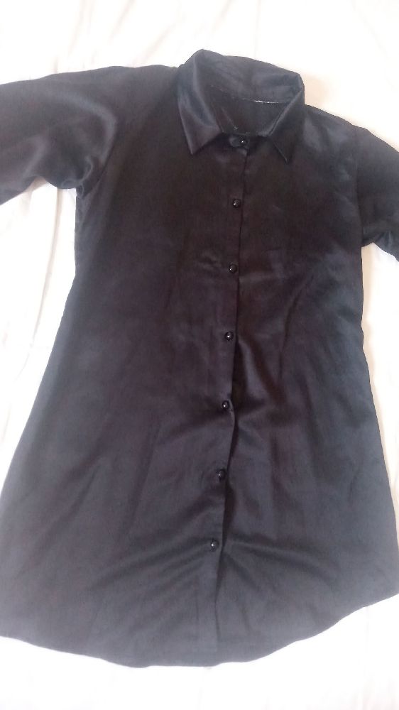 chemise satin noir taille s