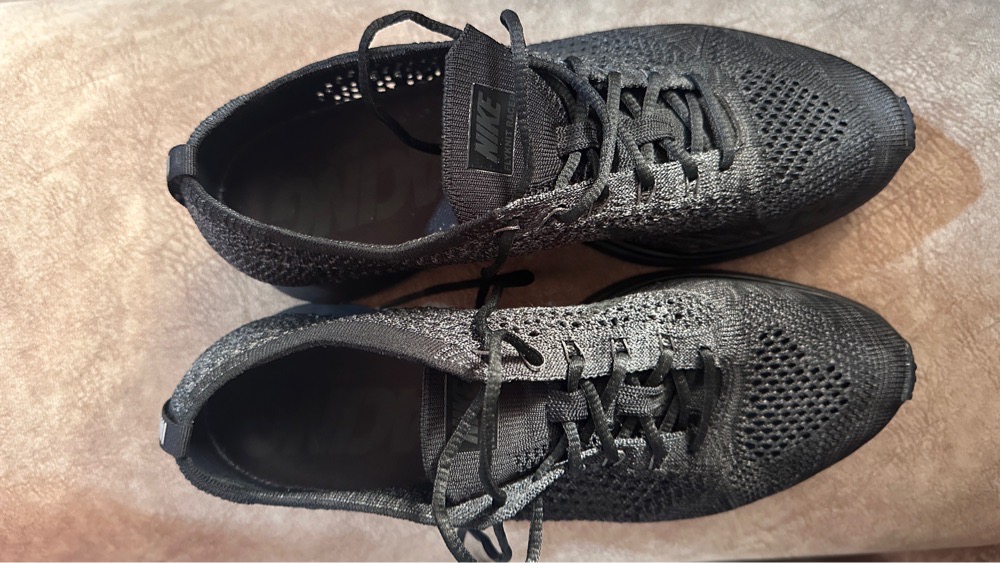 Nike  noir gris  