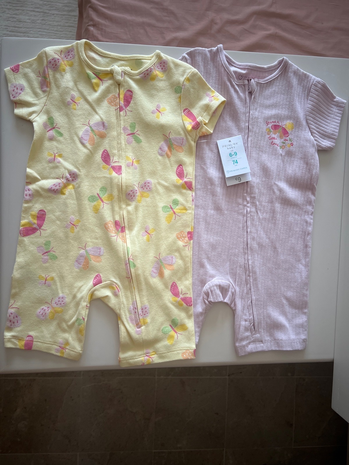 LOT 2 pyjamas primark