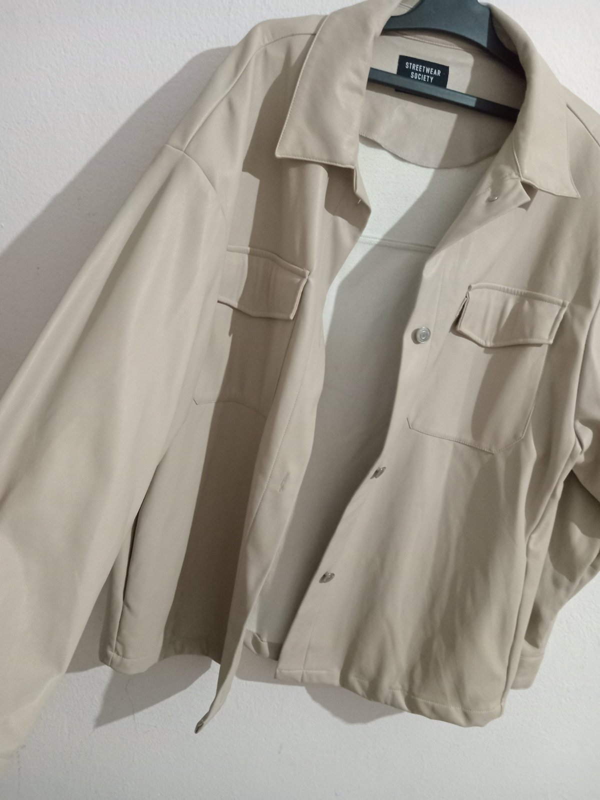 Veste chemise beige tendance, Steetwear society